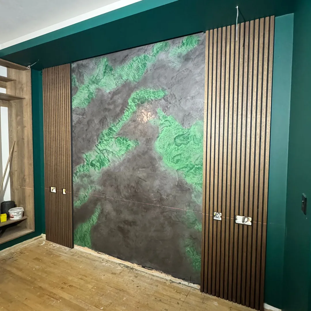 Authentic Venetian Plaster Feature Wall - Lime Plaster Bedroom Feature Wall North Lanarkshire Scotland - TCS Venetian Finishes Authentic Venetian Plaster Feature Wall - Lime Plaster Bedroom Feature Wall North Lanarkshire Scotland - TCS Venetian Finishes